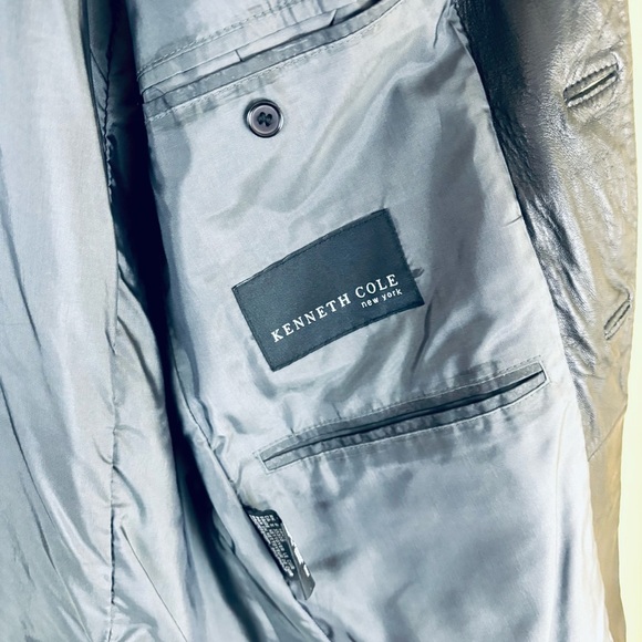 Kenneth Cole Black “70’s” 3 Button Double Vent Classic Leather Blazer Size (L) - Picture 12 of 16